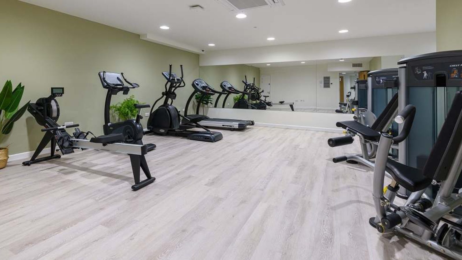 Griffon Studios — Facilities